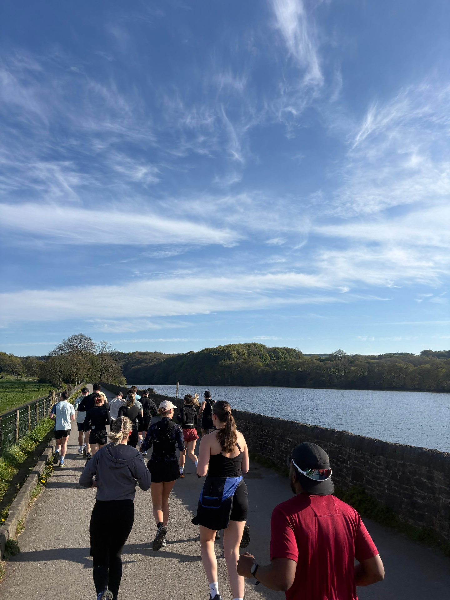 Group run across the reservoir